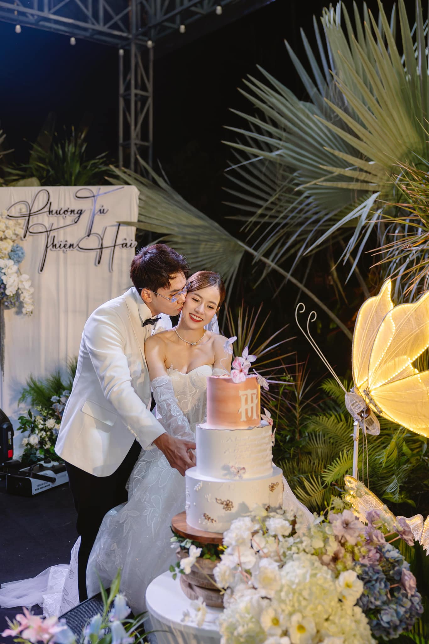 MAY WEDDING PLANNER